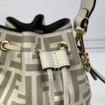 Mon Tresor-White leather minibag