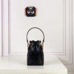 Mon Tresor-Black leather mini-bag