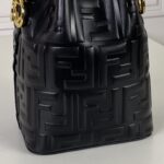 Mon Tresor-Black leather mini-bag