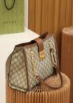 Padlock Medium GG Shoulde Bag #479197