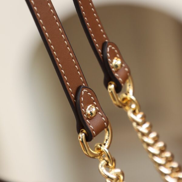 Padlock Medium GG Shoulde Bag #479197