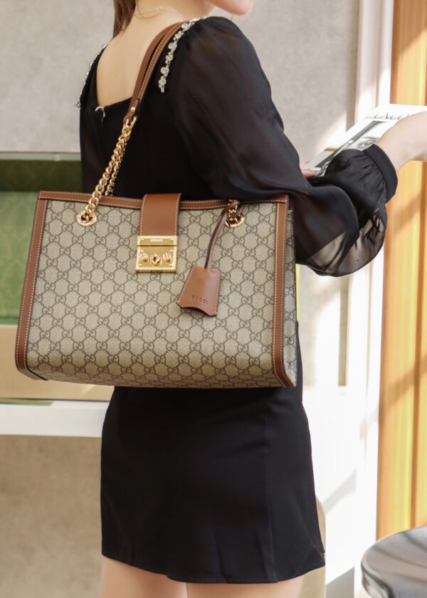 Padlock Medium GG Shoulde Bag #479197