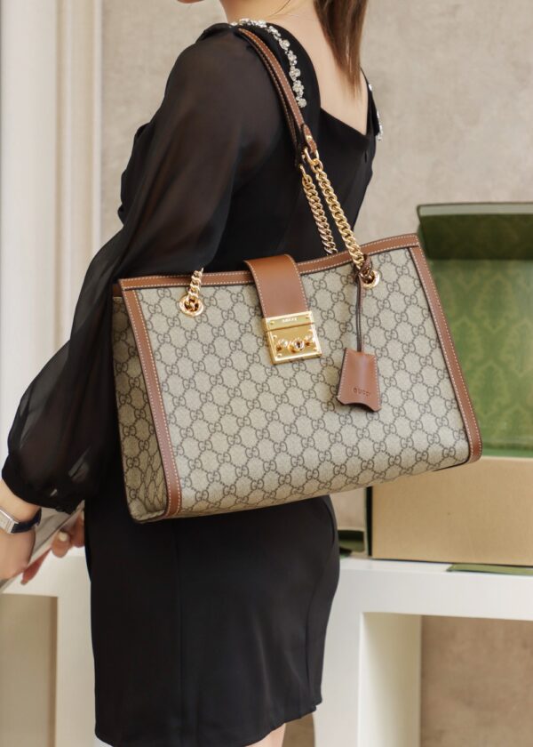Padlock Medium GG Shoulde Bag #479197