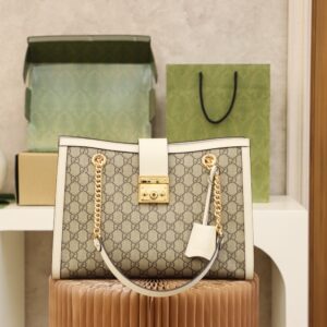 Padlock Medium GG Shoulde Bag #479197
