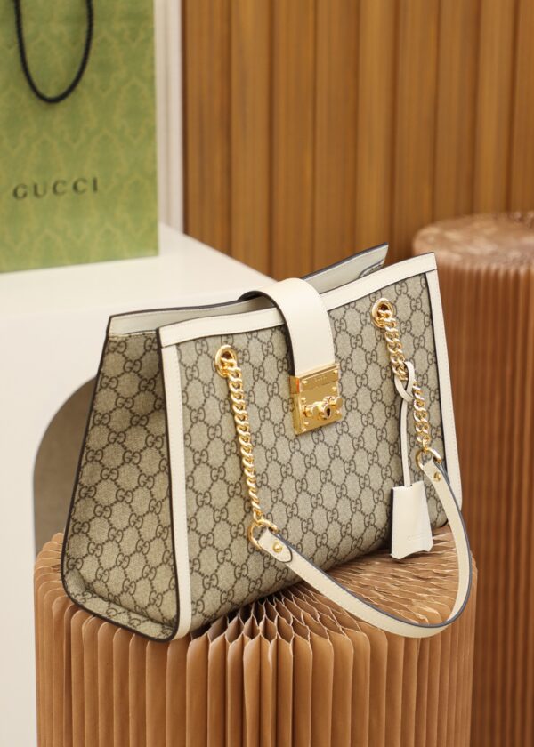 Padlock Medium GG Shoulde Bag #479197