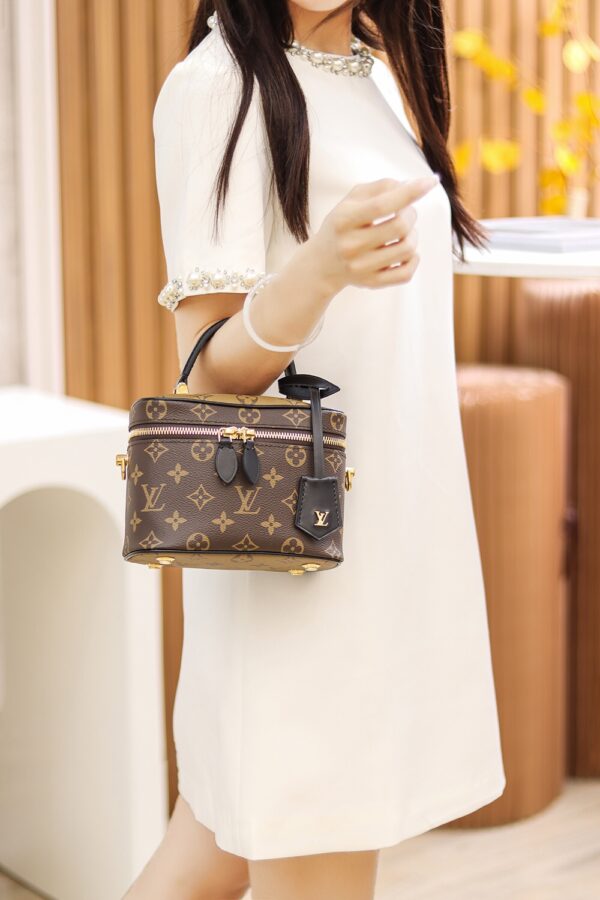 Vanity PM #M45165