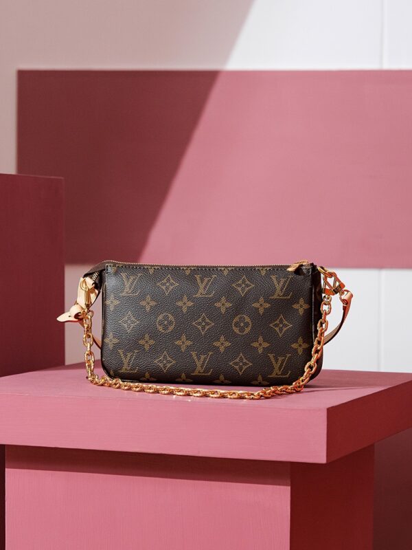 Pochette Accessoires #M82766