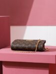 Wallet On Chain Lily #M82509