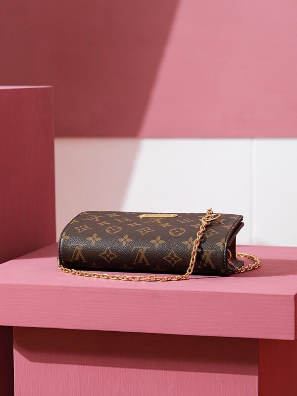 Wallet On Chain Lily #M82509