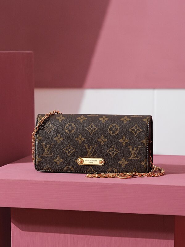 Wallet On Chain Lily #M82509