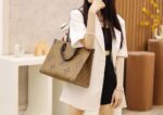 OnTheGo Tote #45039