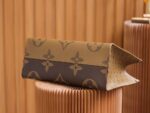 OnTheGo Tote #44576