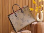 OnTheGo Tote #44576