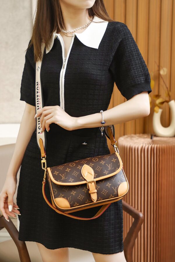 Diane #M45985