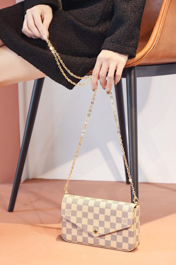 Crossbody Bag #M63106