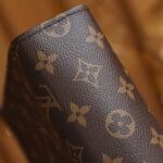 Toiletry Pouch On Chain #M81412