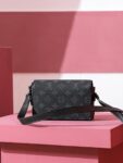 Steamer Wearable Wallet #81783
