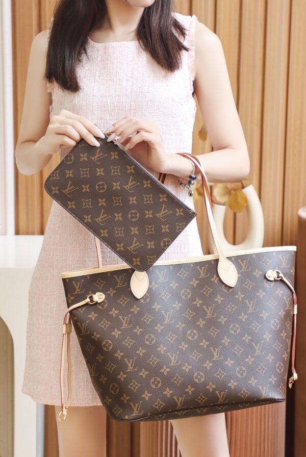 Neverfull MM #M40995