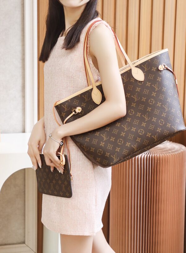 Neverfull MM #M40995