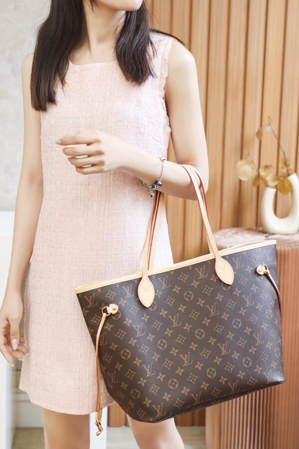 Neverfull MM #M40995