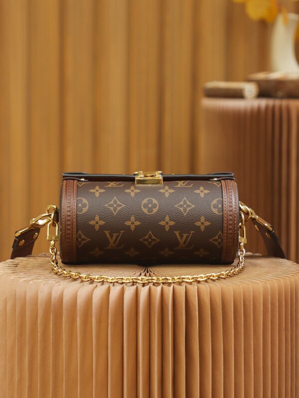 Papillon Trunk #M57835