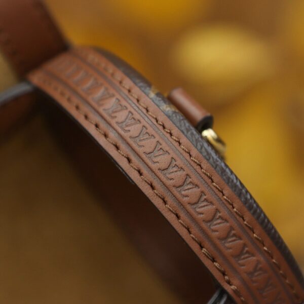 Papillon Trunk #M57835