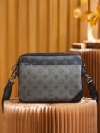 Trio Messenger #M69443