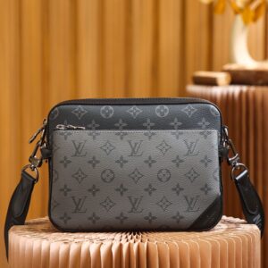 Trio Messenger #M69443