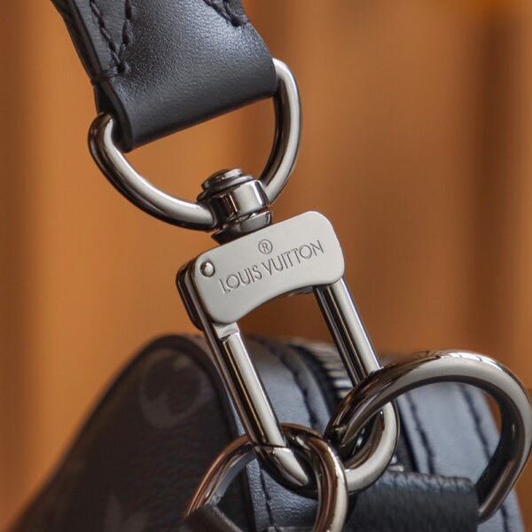 Trio Messenger #M69443