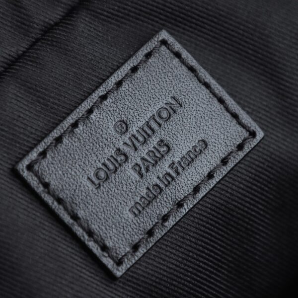 Trio Messenger #M69443