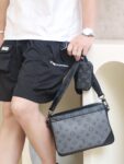 Trio Messenger #M69443