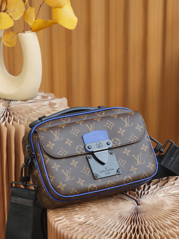S Lock Messenger  #M45863