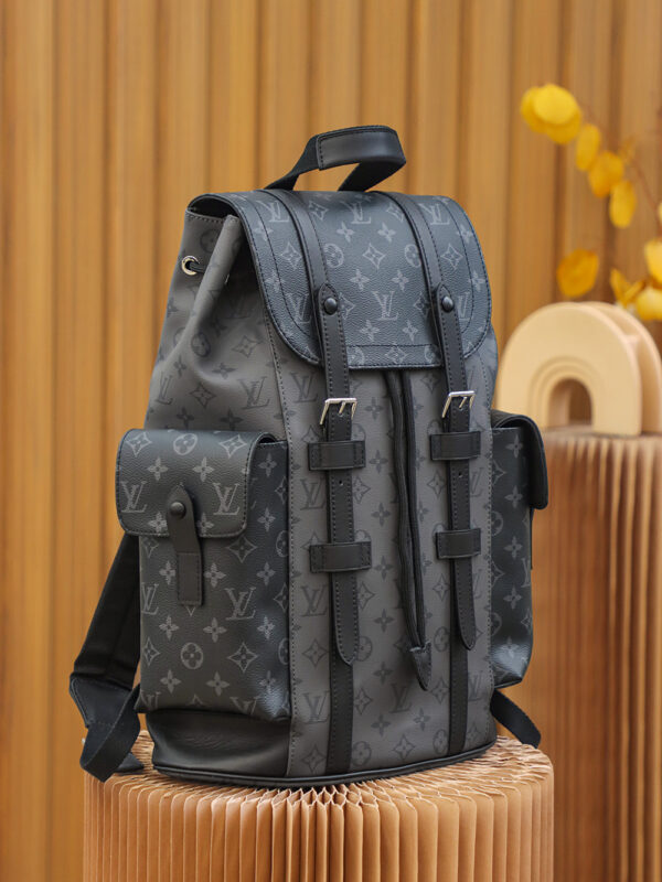 Christopher N45419