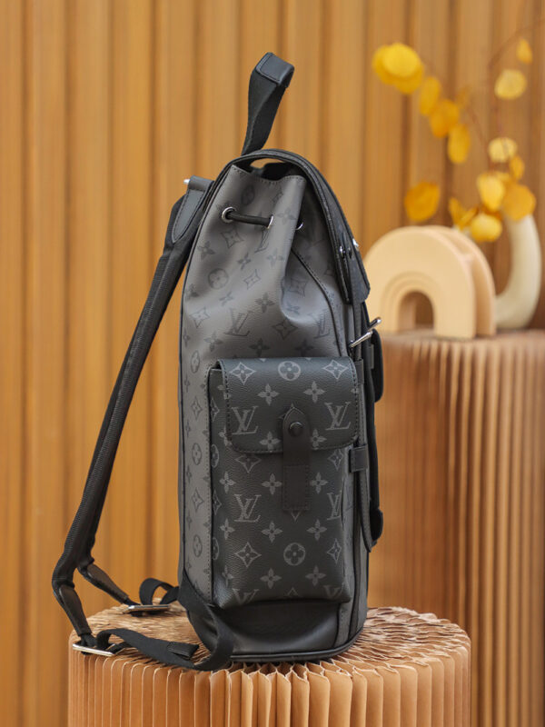 Christopher N45419