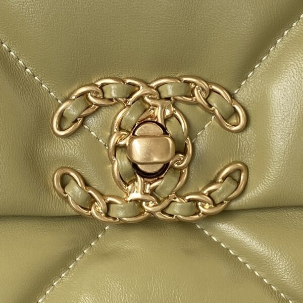 19 Large Handbag #AS1161