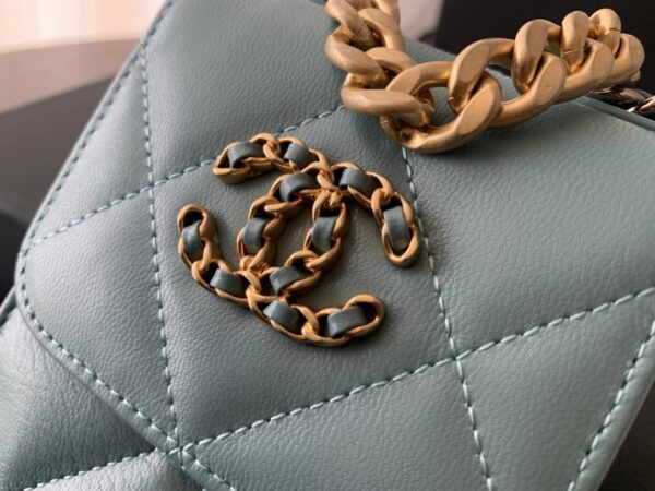 19 Chain Coin Purse #AP1773