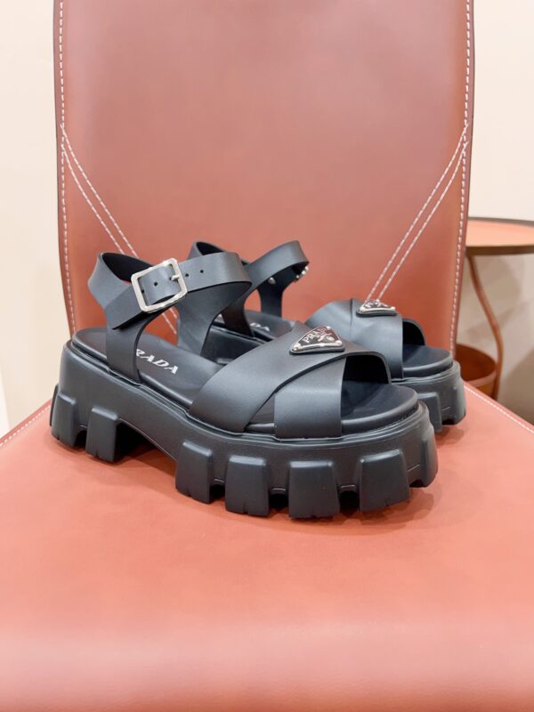 Monolith Rubber Sandals