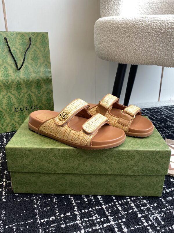 Women's Sandal With Double G