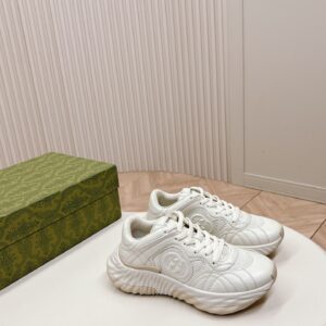 Women's Gucci Ripple Sneaker