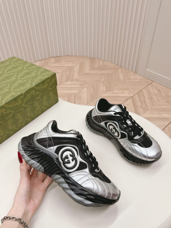 Women's Gucci Ripple Sneaker