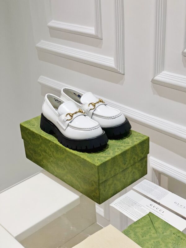 Women's Loafer With Horsebit