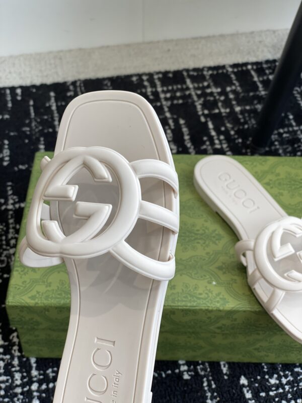 Women's Interlocking G Slide Sandal