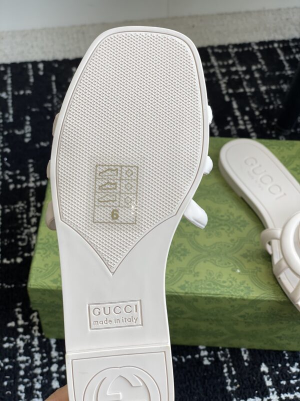 Women's Interlocking G Slide Sandal