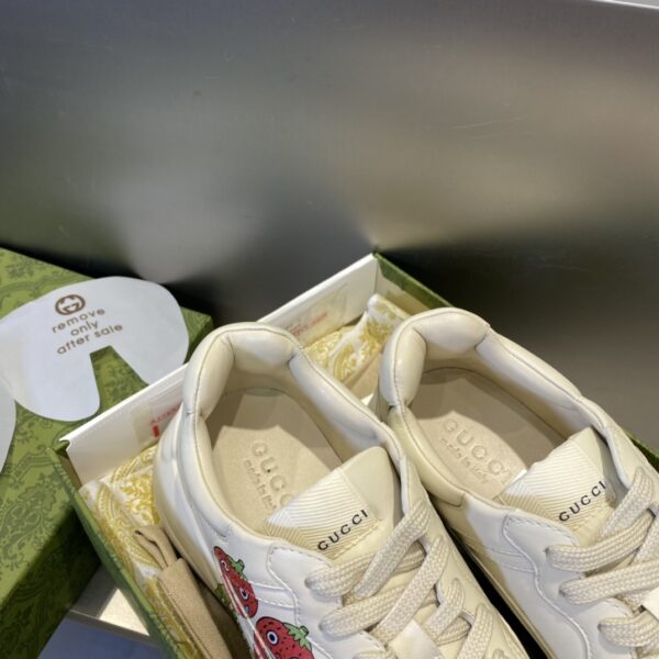 Women's Rhyton Gucci Sneaker
