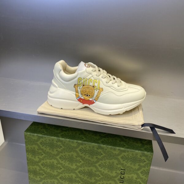 Women's Rhyton Gucci Sneaker