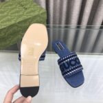 Women's Slide Sandal With Gucci Scripit