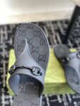 Women's Thong Sandal With Horsebit