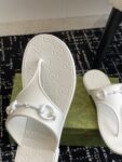 Women's Thong Sandal With Horsebit