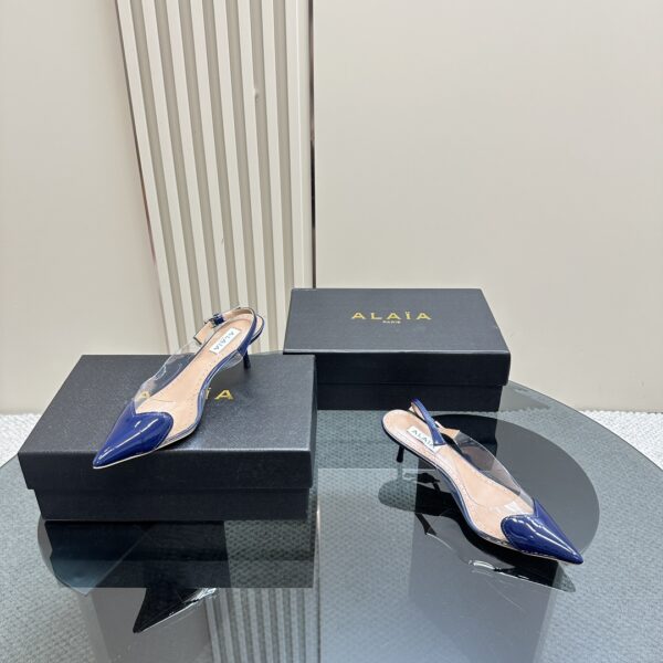 LE CŒUR SLINGBACKS IN PATENT LAMBSKIN