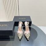 LE CŒUR SLINGBACKS IN PATENT LAMBSKIN